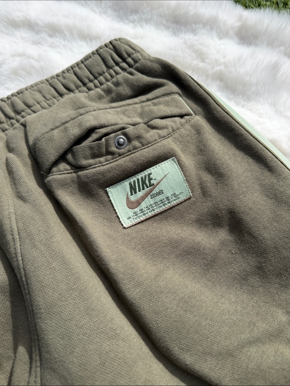 Nike stories Flight olive green sweatpant joggers small - Picture 10 of 10